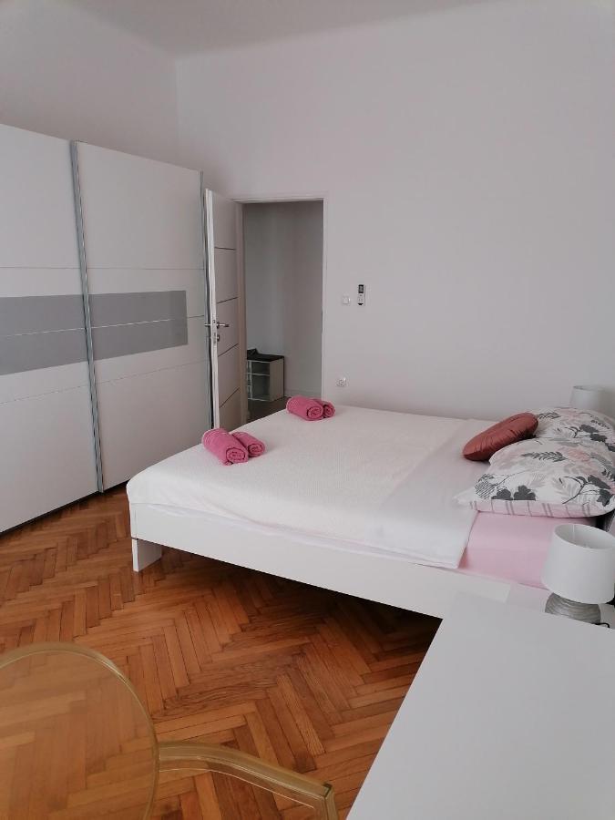 Galeb Apartment Rijeka Ngoại thất bức ảnh